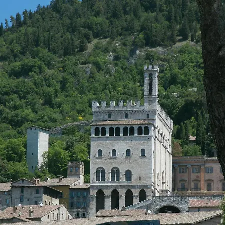 Luxurious Holiday In Gubbio With Pool Costacciaro