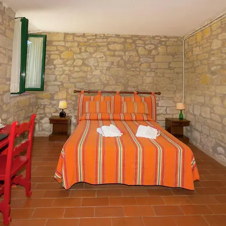 Luxurious Holiday In Gubbio With Pool * Costacciaro
