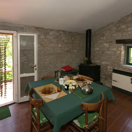 Luxurious Holiday In Gubbio With Pool